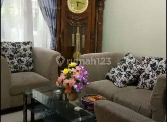 ruang tamu dijual rumah bagus, siap huni,