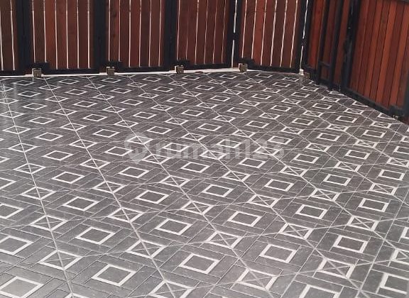 Bisa KPR, Rumah, 2 Lantai, SHM, di Pondok Kelapa 2