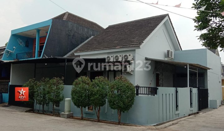 Rumah Hook SHM Royal Park Residence Pedurenan Mustikajaya, Bekasi 2