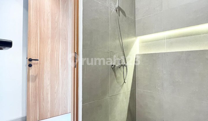 Rumah Modern Minimalist 2 Lantai, SHM, Jati Mekar, Bekasi Rumah 2