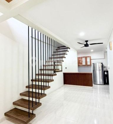 Dekat Akses Tol, Rumah Cantik, Semi Furnished di Duren Sawit Dekat Akses Tol, Rumah Cantik, Semi Furnished di Duren Sawit