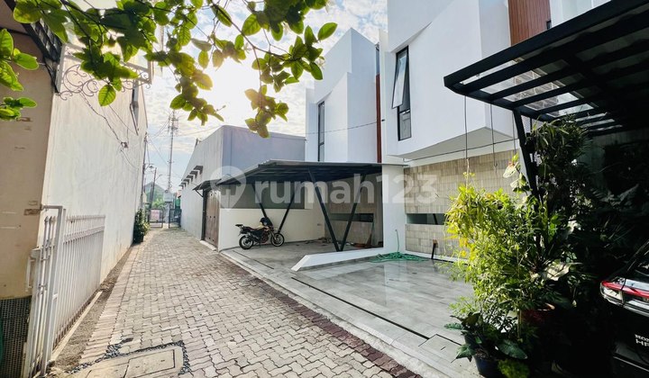 Rumah Bagus Semi Furnished SHM Pondok Kelapa, Jakarta Timur 2