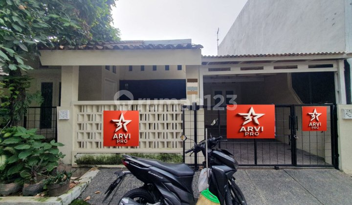 Rumah Bagus 1,5 Lantai  SHM di Pulo Sirih Pekayon Jaya, Bekasi