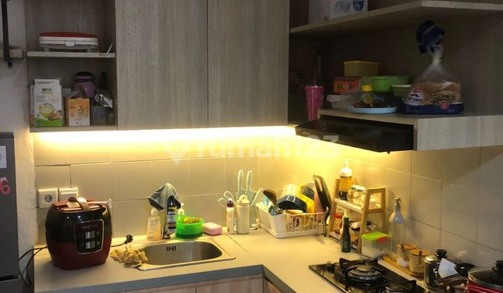 Rumah Bagus, 2 Lantai, Dekat Akses Tol di Grand Wisata 2