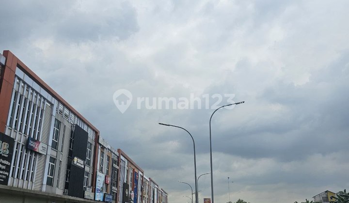 Strategic, Good Ruko, 3 Floors, SHM, in Summarecon Bekasi.
