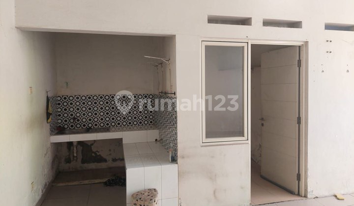 Siap Huni, Rumah, 2 Lantai, SHM, di Harapan Indah 2