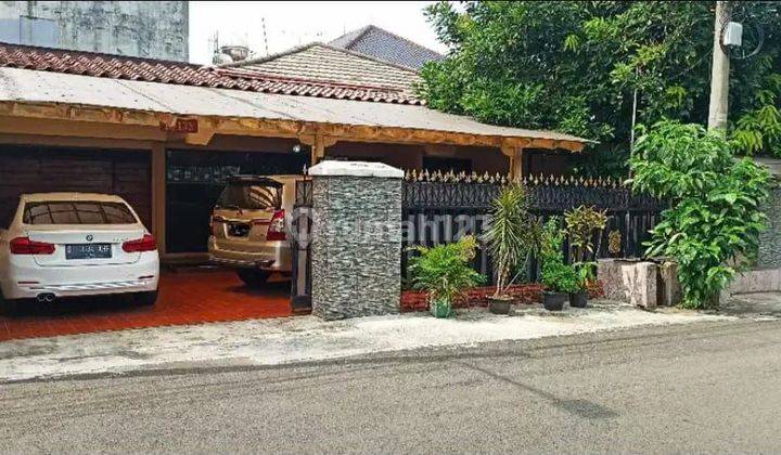Rumah Mewah Bagus di kompleks Elite Gudang Peluru Tebet Jakarta 1