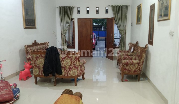 Rumah dan 2 Toko, SHM, bisa KPR di Jagakarsa Jakarta Selatan 2