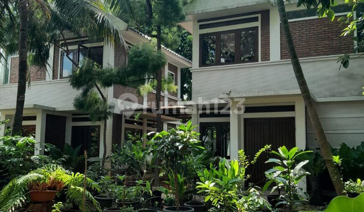 Dijual Tanah dan 3 Rumah Bagus SHM Cibubur, Jakarta Timur