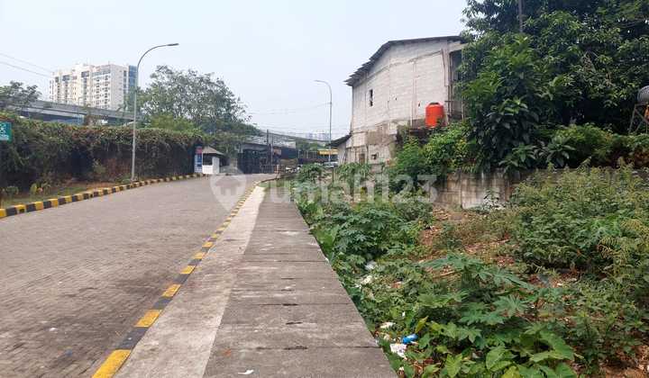 Tanah dan Bangunan, Luas, Sangat Strategis, di Cawang Tanah dan Bangunan, Luas, Sangat Strategis, di Cawang