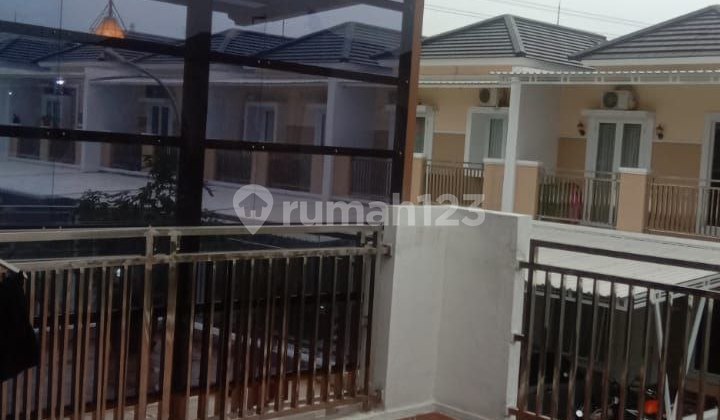 Siap Huni, Rumah Bagus, 2 Lantai, Full Furnished, SHM 2