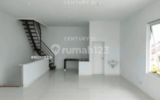 Ready-to-Use Shop House in a Strategic Location at Griya Katapang Indah, Bandung 1