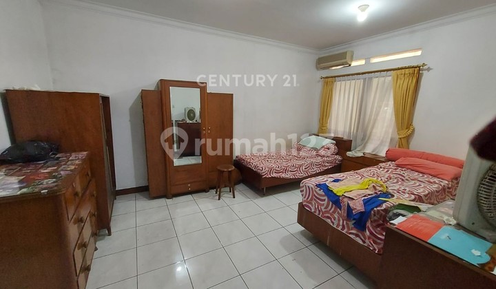 Dijual Rumah Luas &Strategis di Tulip Permai Jl Jakarta-Bandung Dijual Rumah Luas &Strategis di Tulip Permai Jl Jakarta-Bandung