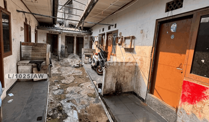 Rumah Untuk Kos Kosan Bebas Banjir Di Pasar Caringin Bandung