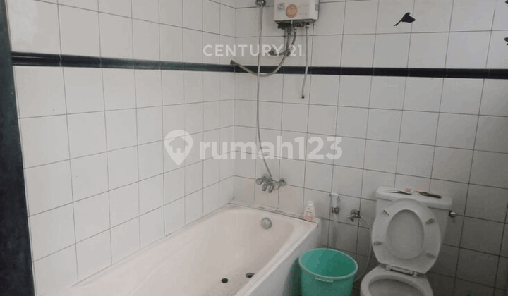 Rumah 2 Lantai Strategis Nyaman dan Luas di Dago Bandung 2