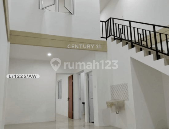 Rumah Siap Huni dan Nyaman di Karang Tengah Barat Andir Bandung