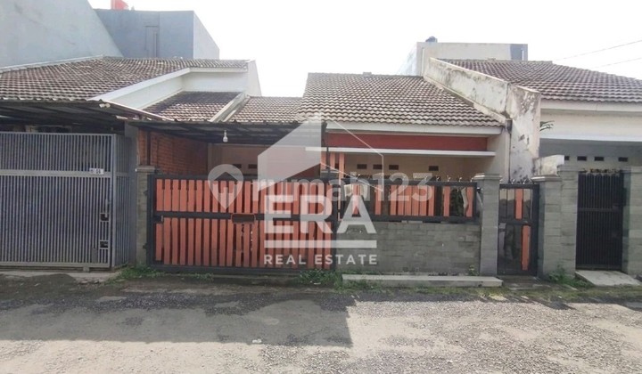 Ready-to-Occupy House in Cibaduyut with a Comfortable Environment