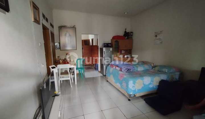 Rumah di Jalan Utama Cocok untuk Komersial Maupun Rumah Tinggal