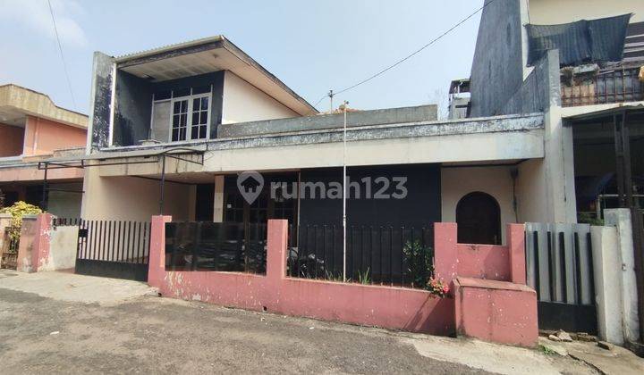 Rumah Lokasi Sangat Dekat Ke Jalan Utama di Margahayu Permai 1