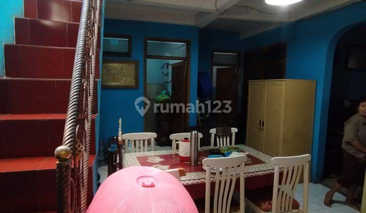 Rumah Dekat Pusat Keramaian di Angkasa Mekar 2