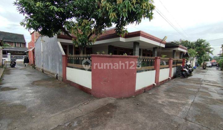 Rumah Luas Lingkungan Nyaman di Cicukang Indah 1