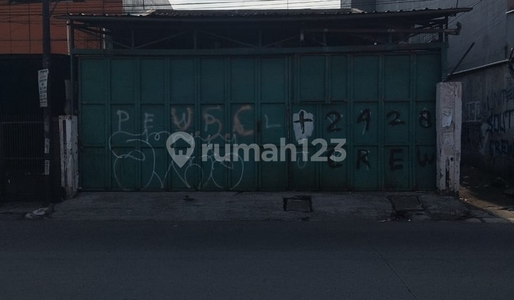 Warehouse for Storage of Goods or the Like in Kopo Sayati