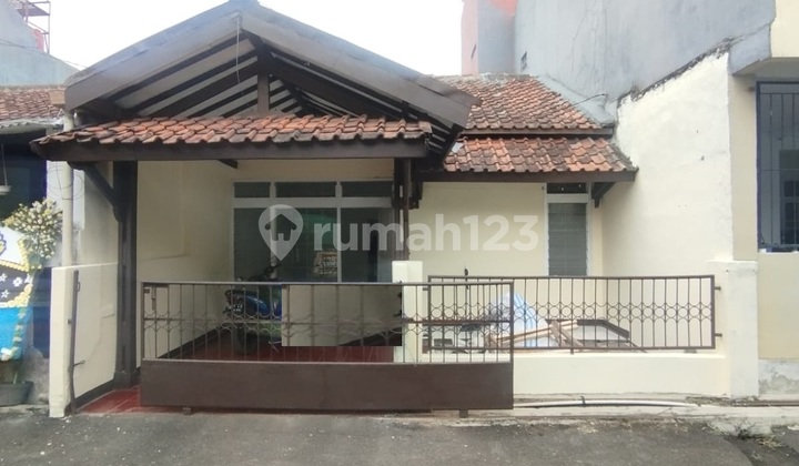 Rumah Minimalis dan Siap Huni di Sukamenak Indah dengan Lingkungan yang Aman dan Nyaman,Dekat dengan ******** Dekat Pintu Tol,Rumah Sakit,Pusat Keramaian,Pusat Pendidikan dan Pusat Perbelanjaan