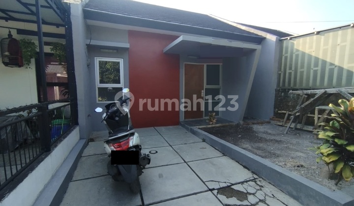 Rumah Baru Renovasi dan Siap Huni di Clusterrancamanyar yang Merupakan Komplek Terbaik di Rancamanyarengan Jalan Utama Yg Sangat Lebar,Sistem Keamanan 24 Jam dan One Gate Sistem Banjir dengan Lingkungan yang Sejuk,Aman dan Nyaman