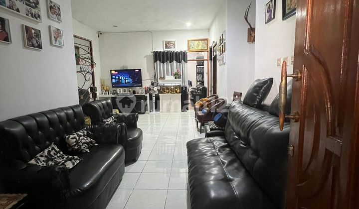 Rumah Siap Huni 1,5 Lantai di Permata Kopo