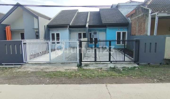 New House with Modern Minimalist Style in Sayap Permata Kopo