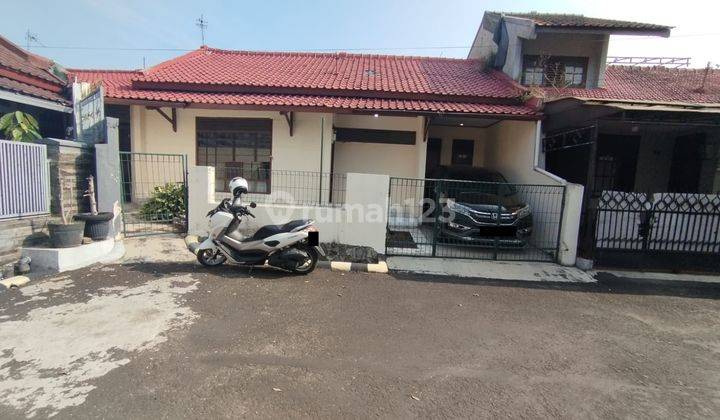 Rumah Harga Dibawah Njop Dekat Pusat Perbelanjaan di Kopo Elok 1