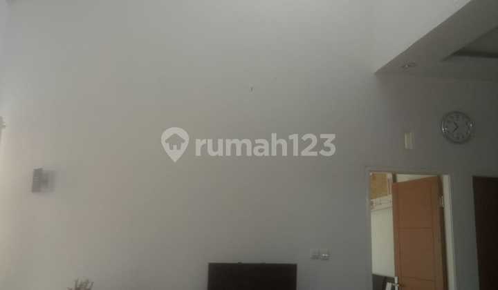 Hook House Ready to Live In, Flood-Free, Safe and Comfortable Environment 2