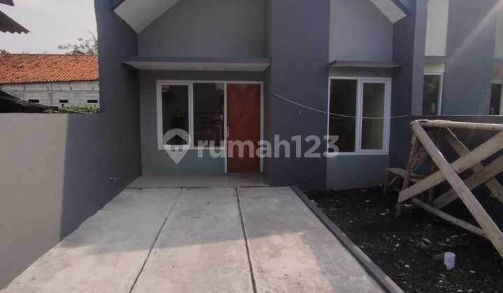 Rumah Baru dan Siap Huni, di Sayap Permata Kopo 2