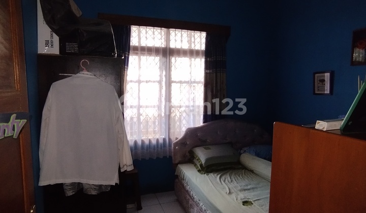 Rumah dengan Akses Jalan Lebar Dekat dengan Pintu Tol dan Rs 2