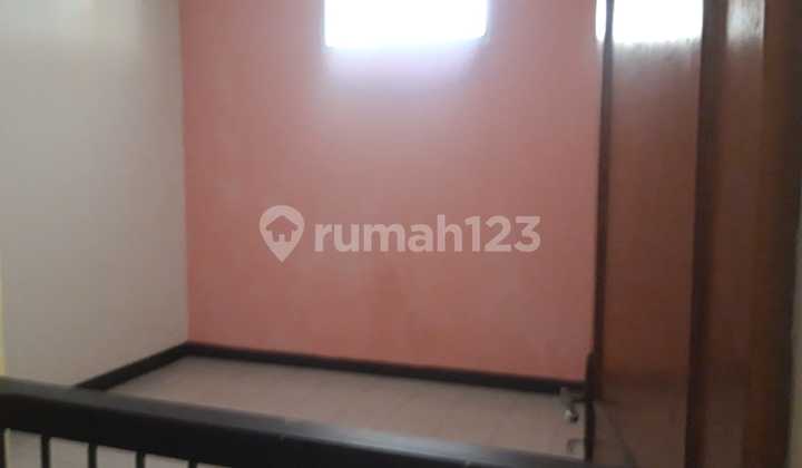 Shop House on Cibaduyut Main Road in a Very Busy Commercial Area, Suitable for Various Businesses 2