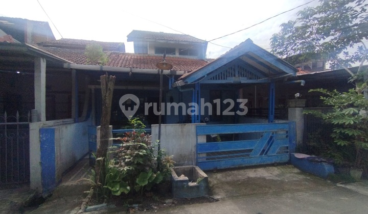Rumah di Sayap Tki dengan Lingkungan yang Aman dan Nyaman,Dekat dengan Pintu Tol,Rumah Sakit,Pusat Pendidikan,Pusat Perbelanjaan. Rumah di Sayap Tki dengan Lingkungan yang Aman dan Nyaman,Dekat dengan Pintu Tol,Rumah Sakit,Pusat Pendidikan,Pusat Perbelanjaan.