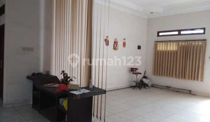 Dekat Akses Tol, Kost, 2 Lantai, SHM, Dekat Tempat Ibadah, Siap Huni