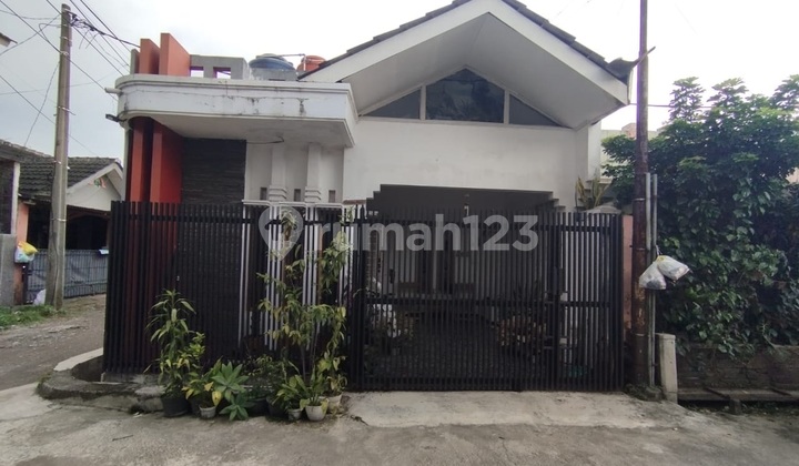 Beautiful Minimalist House Ready to Occupy in Permata Kopo