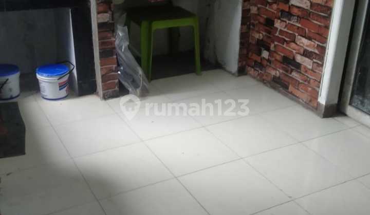 Rumah 2 Lantai di Taman Akses Dekat Pintu Tol 2
