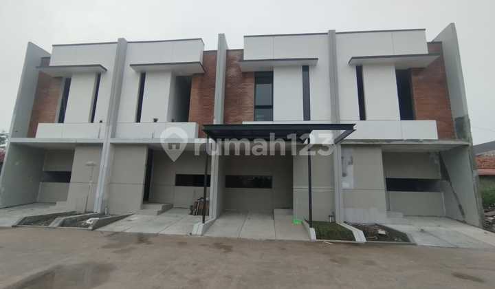 Rumah Baru dengan Design Apartmen,Cocok untuk Pasangan Muda Maupun Segala Usia,Akses Jalan Dekat Lanud Sulaiman 2