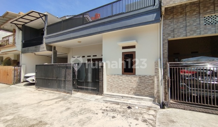 This Beautiful and Move-in Ready Home Has a Rooftop This Beautiful and Move-in Ready Home Has a Rooftop