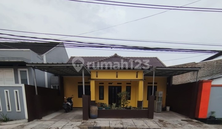 Rumah di Jalan Utama Komp Depan Pos Satpam Cocok untuk Usaha Maupun Hunian,Akses Jalan Deoan Rumah Masuk 4 Mobil