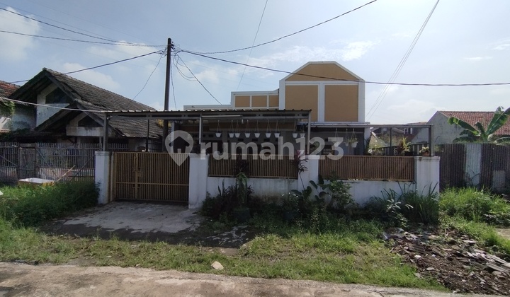 Ready-to-Occupy House in Angkasa Mekar Cibaduyut