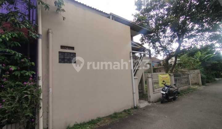 Boarding House with a Fairly Spacious Yard in Kopoukamenak Kopo, Near the Highway, Hospital, Toll Gate, Education Center, and Shopping Center 2