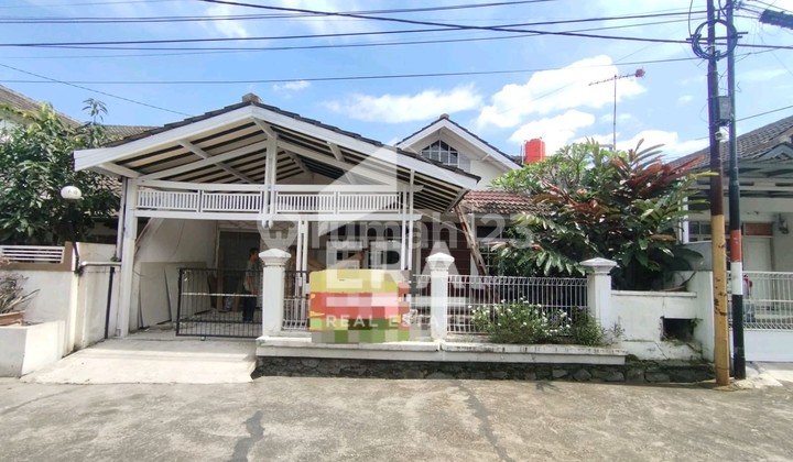 Ready-to-Occupy House with the Best Environment in Cibaduyut Bandung