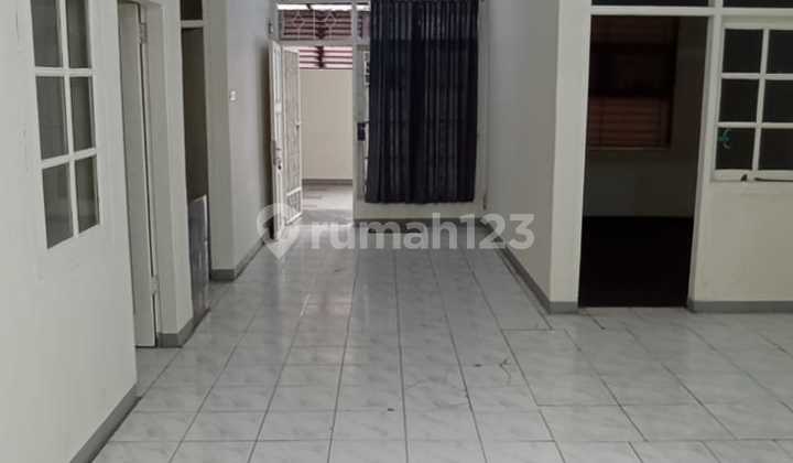 Beautiful House in Taman Cibaduyut with Access Close to the Toll Road 2