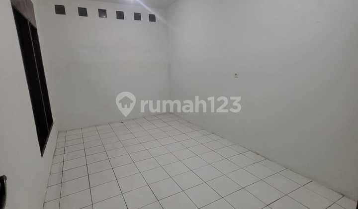 Rumah Cantik Siap Huni di Nata Endah,2 Menit ke Tol Kopo,Pusat Perbelanjaan,Rua Sakit dan Pusat Pendidikan,Lingkungan Aman dan Nyaman Juga Bebas Banjirr 2