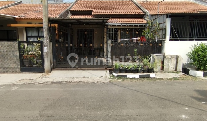 Rumah di Tki,Belakang Borma