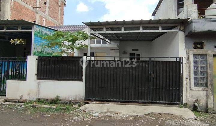 Rumah Bersih Paling Nyaman Dekat Akses Tol di Cicukang Indah 1