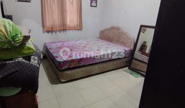House in Permata Kopo with Wide Road Access and Close to the City Center 2
